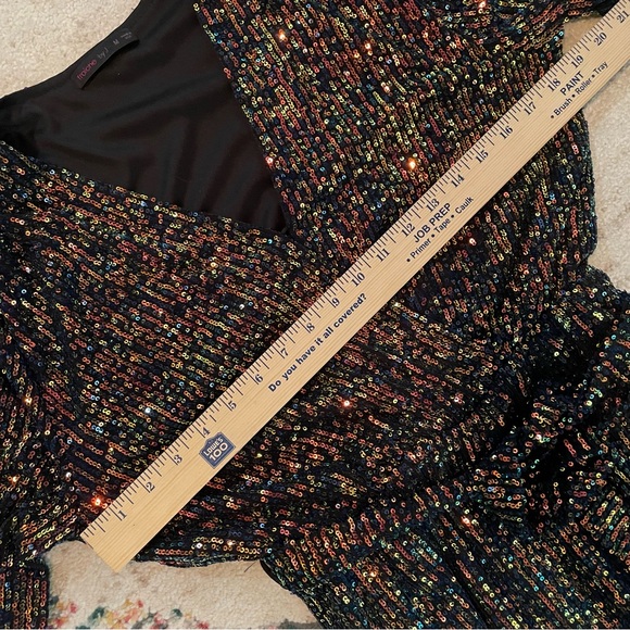 Fraiche Dazzling Long Sleeve Party Dress medium EUC - Picture 7 of 7